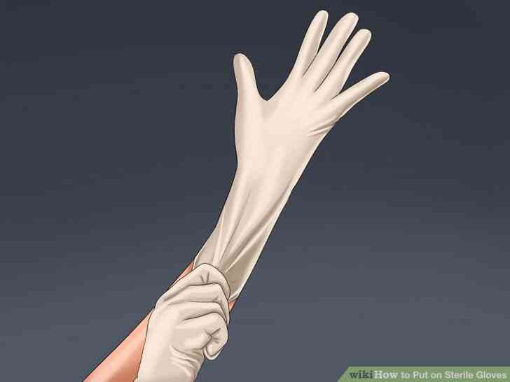 Image intitulée Mettre des Gants Stériles Étape 10